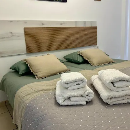 Modern Medano Apartment *